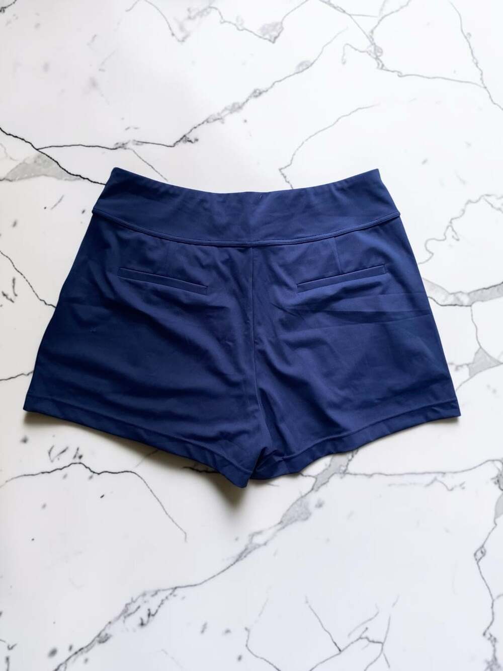 Halara DayStretch High Waisted Work Shorts with Pockets 3.5” Inseam - Picture 2 of 2